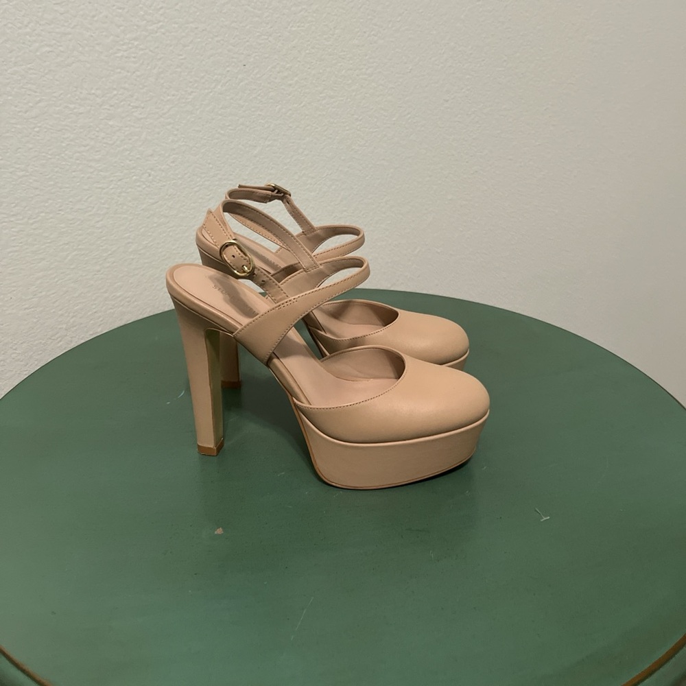 Stuart Weitzman Beige Strappy Platform Heels